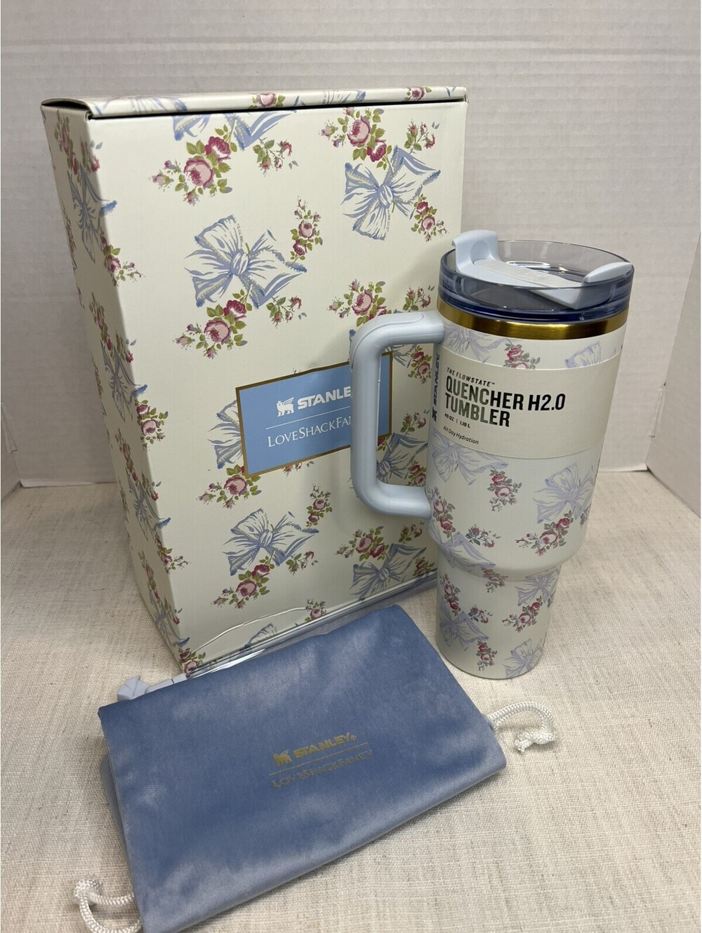 Stanley 40oz Love Shack Rosa Beaux Blue Tumbler Quencher Limited